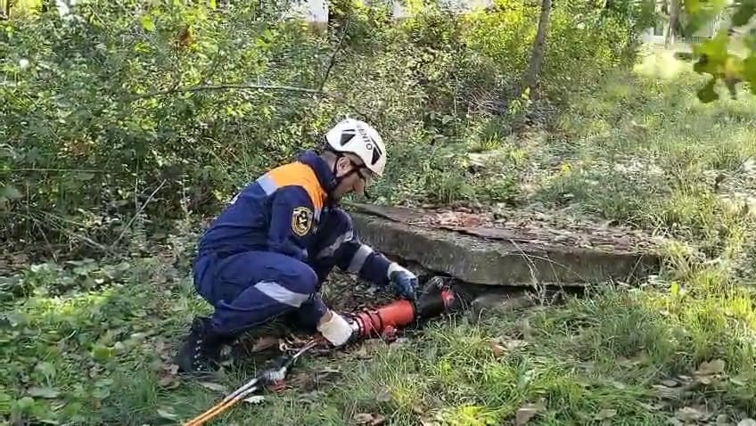 Спасатели ГКУ РД «Центр ГО и ЧС» оттачивают свое мастерство в рамках  учений.
